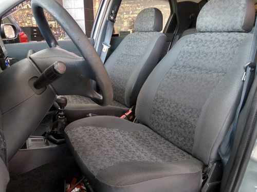 Imagem 9 de 10 de Fiat Palio 2010 1.0 Fire Economy Flex 5p