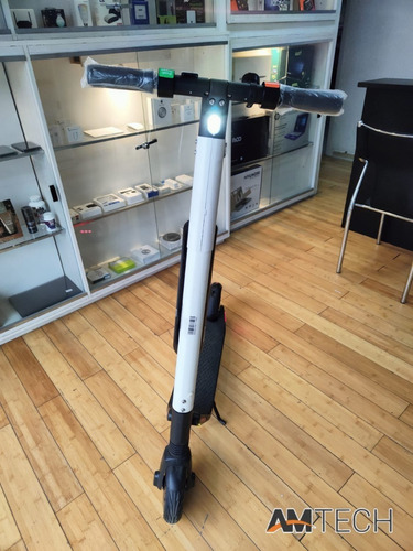 Imagen 3 de 10 de Scooter Eléctrico Segway Nineboot Kickscooter Es4 Original