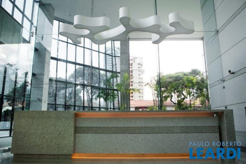 Comercial - Vila Olímpia - Sp - 396014