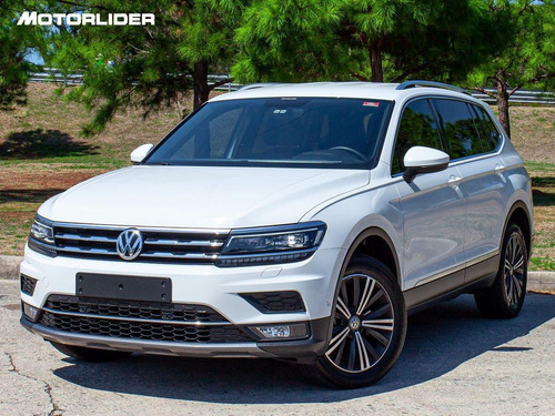Imagen 1 de 25 de Volkswagen Tiguan 2.0 Highline 7 Ps | Permuta / Financia