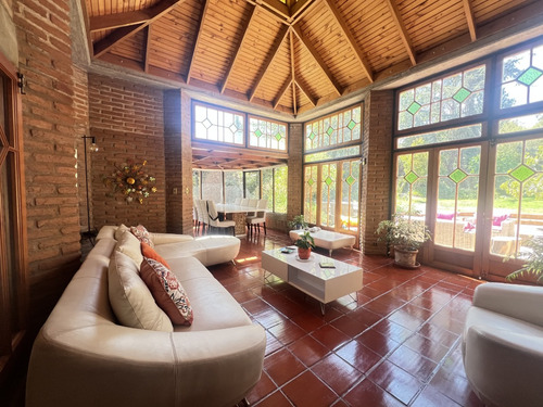 ¡no Dejes Pasar Esta Oportunidad Única!!exclusivo Condominio