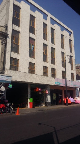 Imagen 1 de 14 de Excelente Edificio De Productos