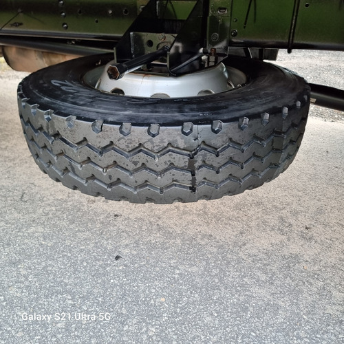 Ford Cargo Modelo 1519 Ano 2014 Na Carroceria Com Ar