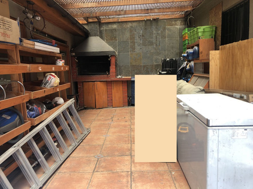 Vende 2 Casas Total 6 Dorm, 3 Baños, 2 Cuadras Metro El Bosq