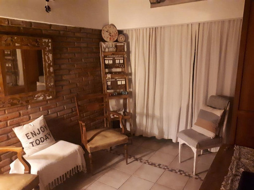 Imagen 3 de 11 de Venta Casa Barrio Tango, Dos Dormitorios!