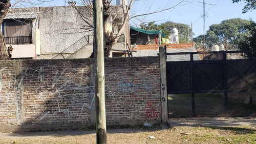 Venta De 3 Departamentos Mas Dos Locales Comerciales
