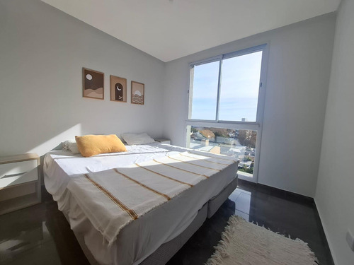 Departamento 3 Ambientes Con Parrilla Propia Amoblado