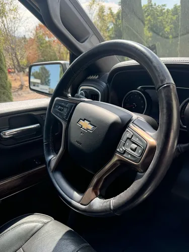 Chevrolet Cheyenne 6.2 2500 Doble Cab High Country 4x4 At