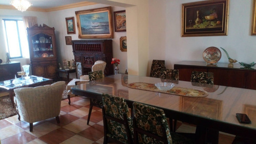 Imagen 3 de 10 de Venta Casa Sola En Burocrátas Calle Jesus Maria