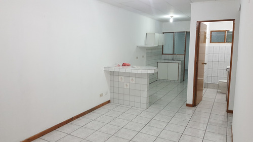 Imagen 12 de 14 de Apartamento En Paso Ancho Por La Rotonda