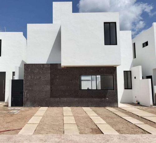 Casa De 2 Habitaciones,  Piscina Y Jardín En Tagora, Norte D