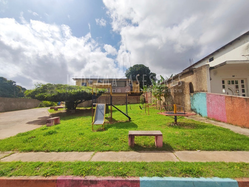 Imagen 16 de 16 de Ledezma Asesores Vende Townhouse En Agua Salada, Conjunto Residencial. Villa Europa I, Ciudad Bolívar - Venezuela