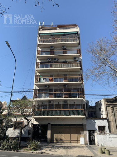 Imagen 2 de 12 de Departamento De 2 Amb En Flores!