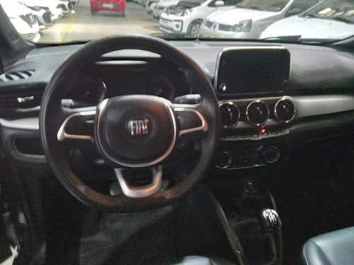 Fiat Cronos 1.8 16v Precision