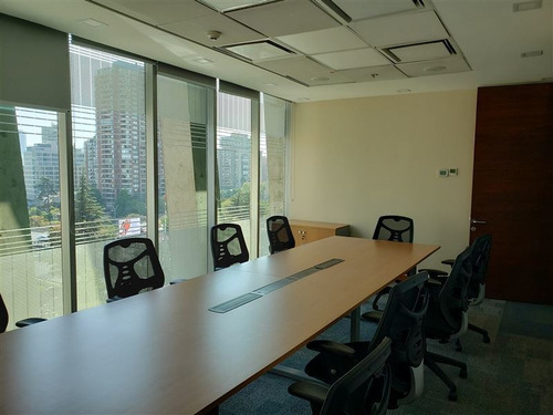 Imagen 1 de 14 de Oficina En Arriendo En Las Condes, Cuenta Con Mobiliario