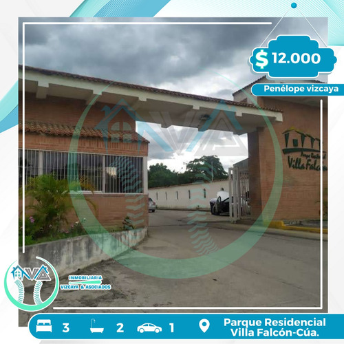 Se Vende Town House Villa Falcon, Cua