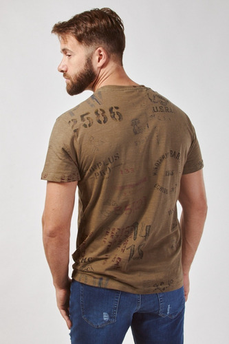 Imagen 4 de 5 de Remera Printed Ii Kevingston