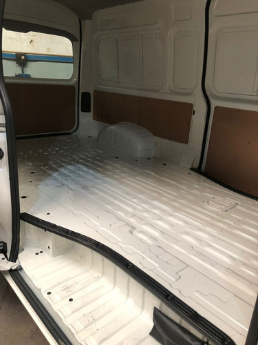 Imagen 7 de 25 de Toyota Hiace L2 H2 2.8 At 2022 / 0km Entrega Inmediata