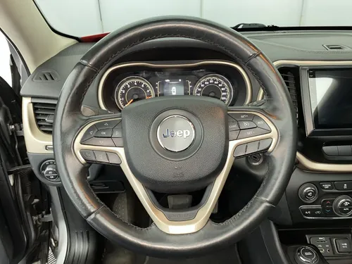 Jeep Cherokee 3.2 Longitude