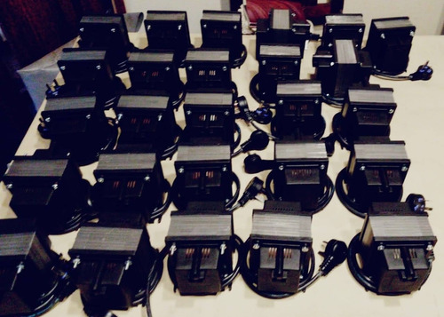 Transformador ,220 V 33 Más 33 4 A Y 12 Más 12 2 Amper