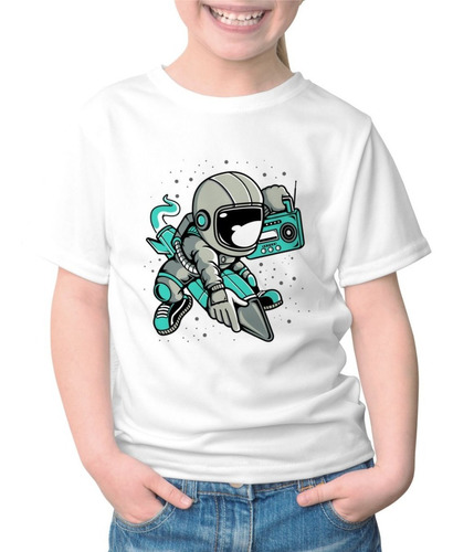 Remeras Remelotas Chicos Astronauta Escuchando Música - 0954