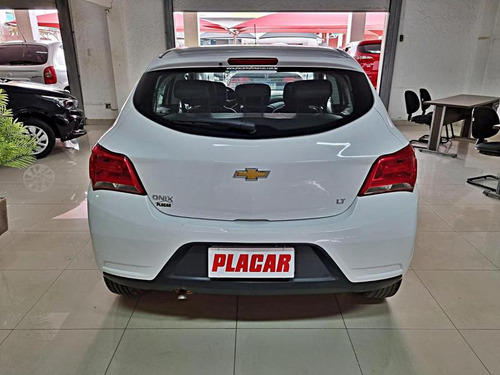 Chevrolet Onix ONIX 1.0 MPFI LT 8V FLEX MANUAL