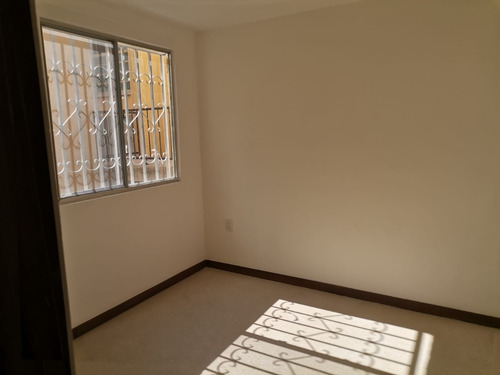 Imagen 6 de 8 de Rento Departamento Queretaro Fracc. La Estancia S/sur Pte