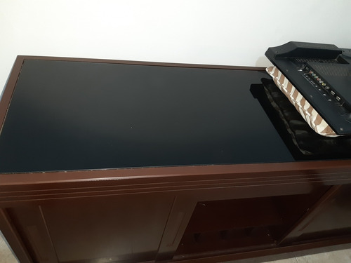 Imagem 2 de 5 de Mesa Com Tampo De Vidro Fumê