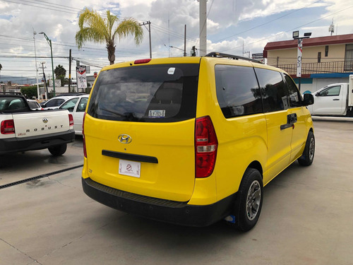 Imagen 4 de 15 de Dodge H100 H100 Wagon Pasajeros