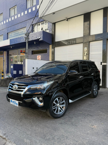 Toyota SW4 2.8 SRX 4X4 7 LUGARES 16V TURBO INTERCOOLER DIESEL 4P AUTOMÁTICO