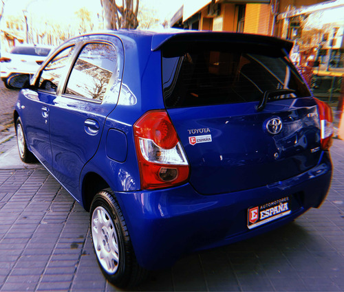 Toyota Etios 1.5 Xs 5 p