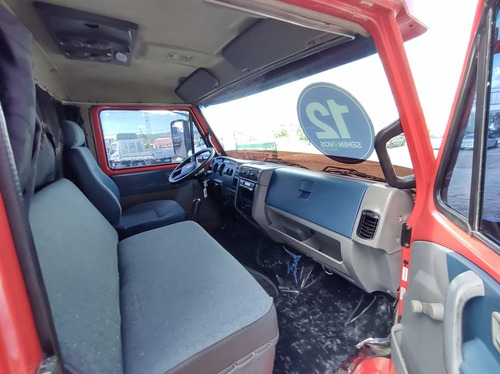 Volkswagem 8.150