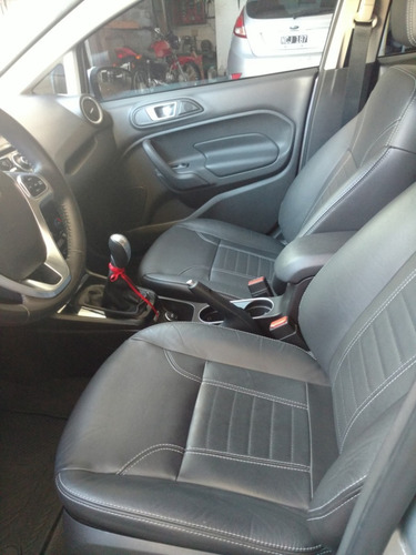 Ford Fiesta Kinetic Design 1.6 Titanium Sedan
