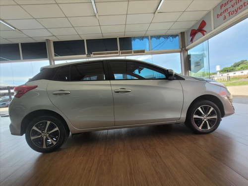 Imagem 4 de 12 de Yaris 1.5 16v Flex Xs Multidrive