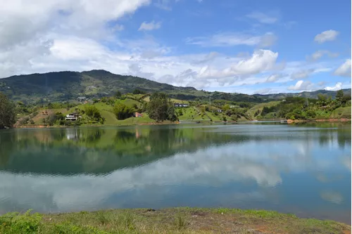 Guatape Lote En Venta Para Glamping Con Acceso A La Represa