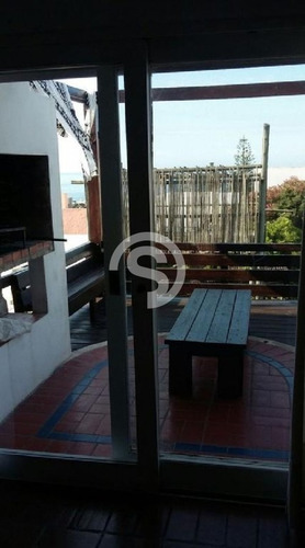 Apartamento En La Barra, Vista Al Mar- Ref: 2478