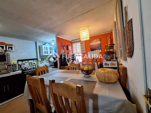Departamento En Venta De 2 Dorm. En Puente Alto, Mmv
