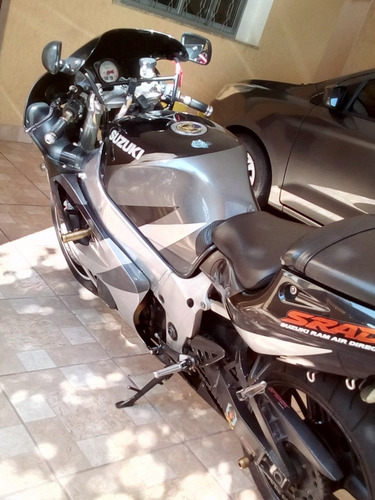 Suzuki Gsx-r750