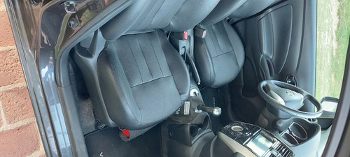 Imagen 17 de 18 de Nissan Versa Exclusive 1,6 At - Modelo 2019
