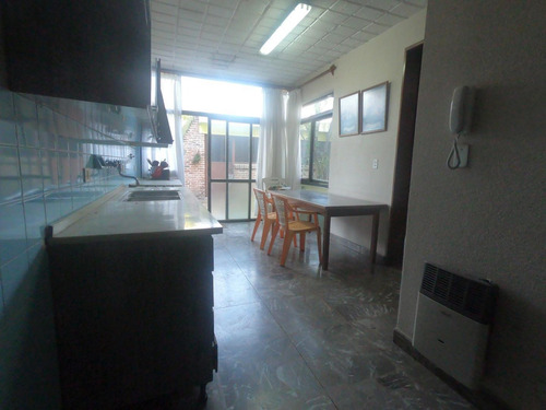 Villa Ballester Excelente Chalet 5 Ambientes 392 M2