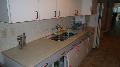 Apartamento En Mansa, 2 Dormitorios *- Ref: 859