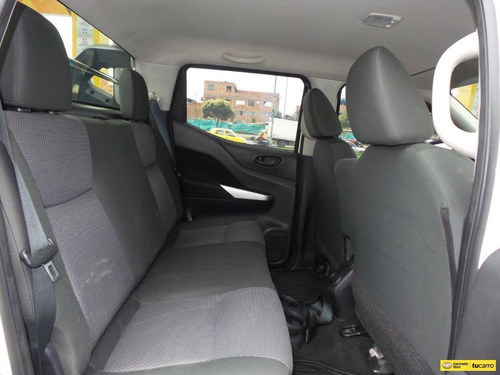 Imagen 17 de 25 de Nissan Frontier Np 300 S 4x4 Doble Cabina