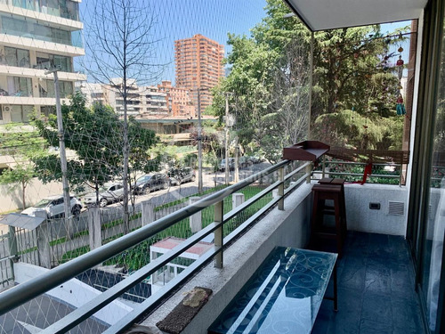 Departamento En Venta De 1 Dorm. En Las Condes