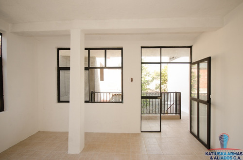 Imagen 16 de 29 de Casa En Venta Conjunto Residencial El Pórtico Castillejo Guatire