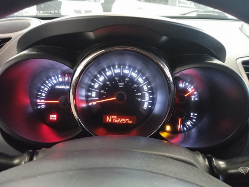 Imagem 6 de 15 de Kia Soul 1.6 2011 Completo