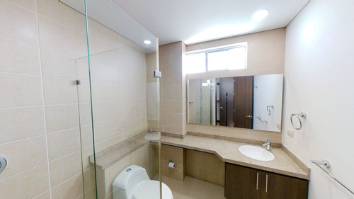 Apartamento Moderno En Condominio Campestre Altana, Barrio Pance. 131 M2, Piso 5, Ascensor, 2 Habitacioenes