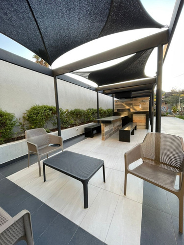 En Arriendo Dpto. De 1 Habitacion Amoblado Macul