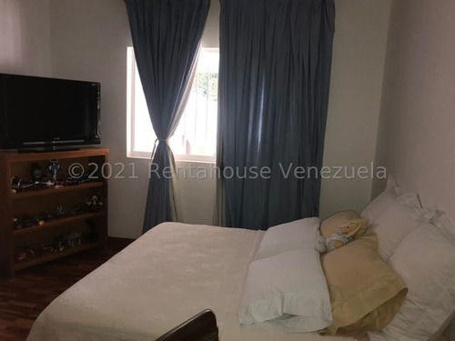 Imagen 8 de 12 de Casa En Venta En Altamira 22-3951 Caro Fermoso 0424 2083128