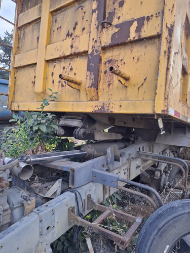 Camion Se Vende Al Desarme Quedan Varias , Como Motor , Tolv