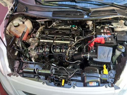 Ford Fiesta Kinetic Titanium
